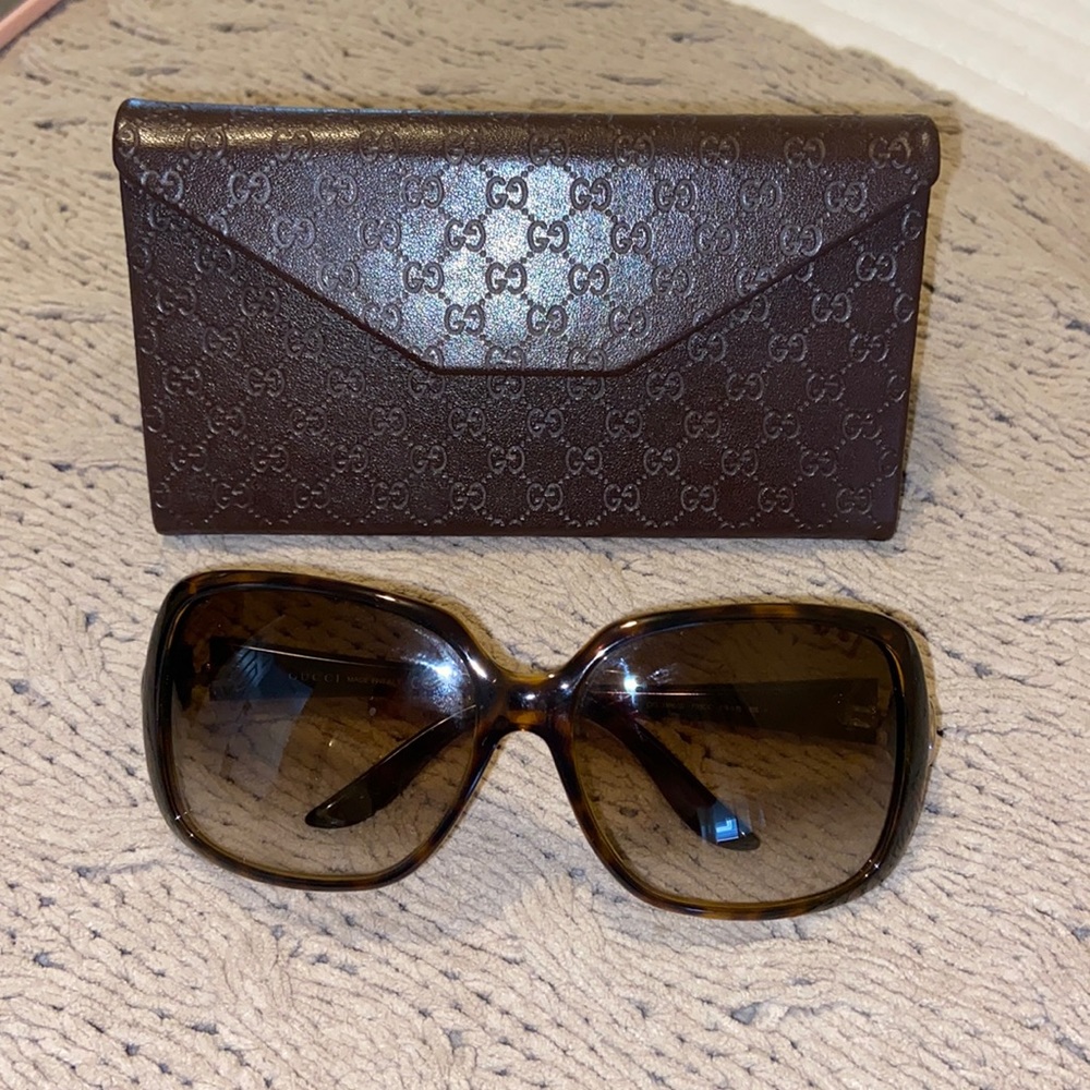 Gucci Sunglasses - color brown, like new condition